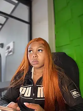 Belanny LS online show from November 2025 08:34:02 PM