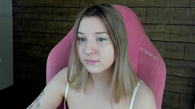 TinnaBurton online show from March 2026 04:29:01 PM