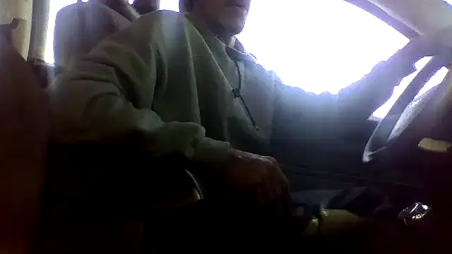 Snapshot of dickencidr chatting on April 2026 08:14:01 PM dickencidr online show from April 2026 08:14:01 PM