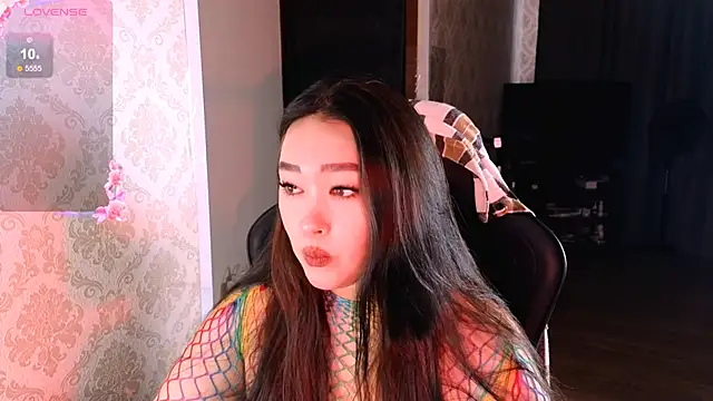 Emma Uilson online show from December 2025 07:37:01 AM