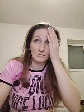 CrazyMaya39 online show from February 2026 10:25:01 PM