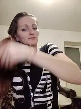 CrazyMaya39 online show from March 2026 01:43:02 AM