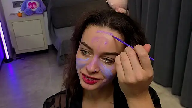 Luna Veyra online show from November 2025 10:42:01 PM