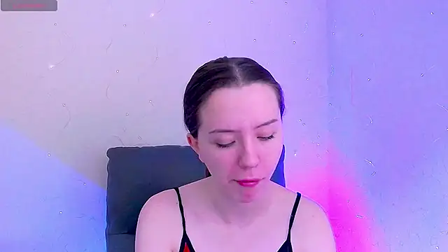 BellaVelure6767 online show from April 2026 01:48:01 AM