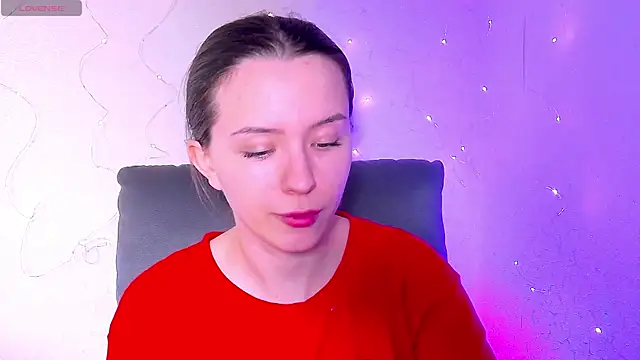 Snapshot of BellaVelure6767 chatting on April 2026 11:47:02 PM BellaVelure6767 online show from April 2026 11:47:02 PM