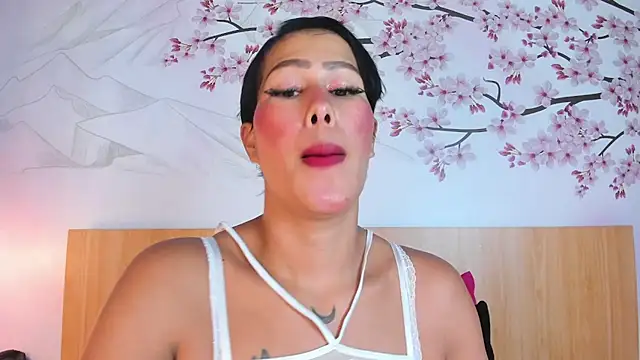 Laura Torress online show from July 2026 03:02:01 AM