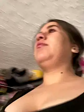 Scarlett Noire outdoors online show from November 2025 08:44:01 PM