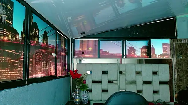 lunabustygirl online show from February 2026 04:32:01 PM