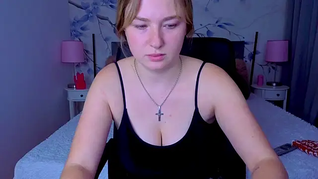 Snapshot of Sweetie_kitty1 chatting on November 2025 03:27:01 PM Sweetie kitty1 online show from November 2025 03:27:01 PM