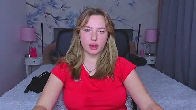 Snapshot of Sweetie_kitty1 chatting on November 2025 01:44:02 PM Sweetie kitty1 online show from November 2025 01:44:02 PM