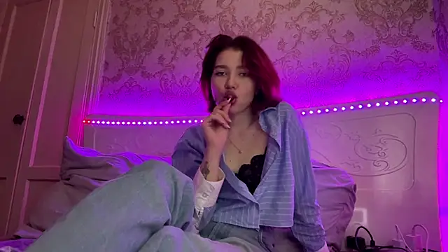 DanaeMccrory online show from November 2025 01:39:01 PM