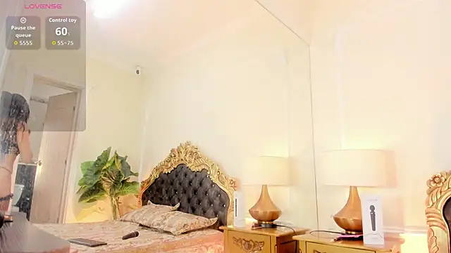 Samantha Bale online show from March 2026 12:32:02 PM