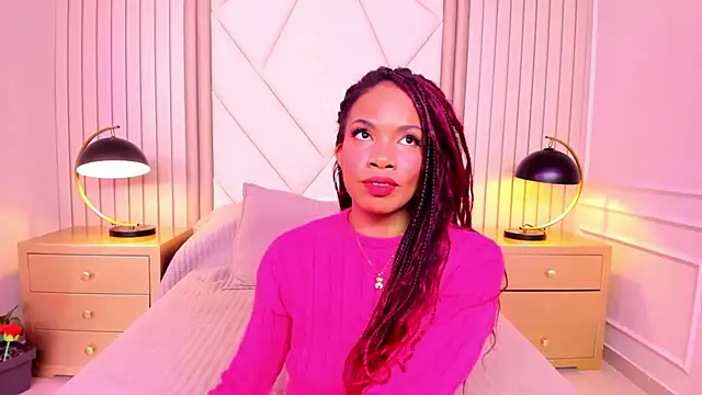 LailaDavidson online show from April 2026 12:08:02 PM