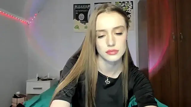 tinyglow online show from May 2026 10:37:01 PM