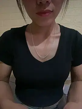 Trangbabylove online show from July 2026 06:00:01 AM