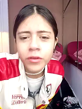 VelvetNovaa online show from November 2025 12:28:02 PM