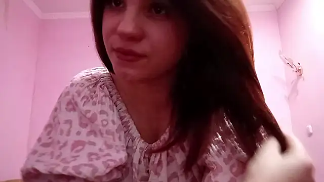 Emimiror online show from November 2025 12:11:02 AM