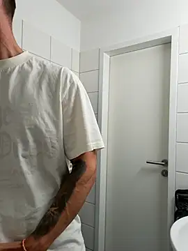 Mystery Mark online show from April 2026 07:22:01 PM