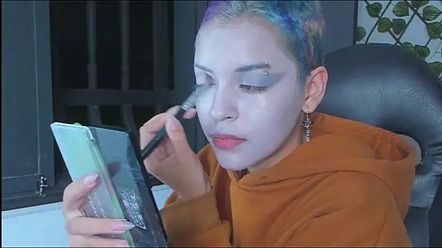 Snapshot of Anny_Kiitty chatting on November 2025 04:01:02 AM Anny Kiitty online show from November 2025 04:01:02 AM