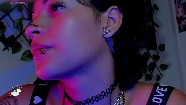 Anny Kiitty online show from July 2026 06:44:02 AM