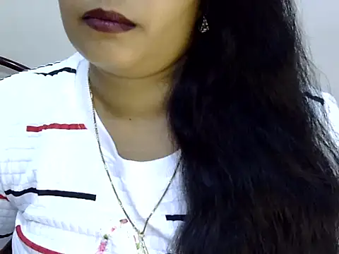 Snapshot of Muskan_Jha chatting on April 2026 01:04:02 PM Muskan Jha online show from April 2026 01:04:02 PM