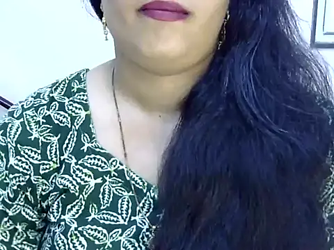 Snapshot of Muskan_Jha chatting on April 2026 02:27:02 AM Muskan Jha online show from April 2026 02:27:02 AM