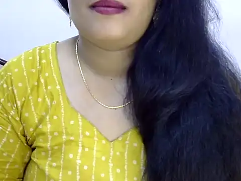 Snapshot of Muskan_Jha chatting on May 2026 07:36:02 AM Muskan Jha online show from May 2026 07:36:02 AM