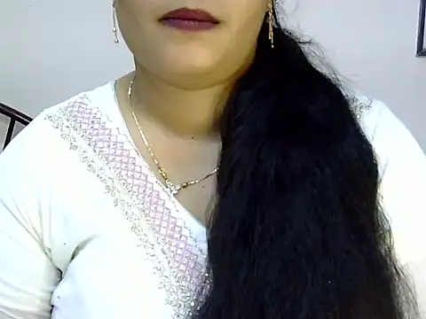 Snapshot of Muskan_Jha chatting on June 2026 02:32:01 PM Muskan Jha online show from June 2026 02:32:01 PM