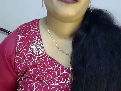 Snapshot of Muskan_Jha chatting on July 2026 11:45:02 AM Muskan Jha online show from July 2026 11:45:02 AM