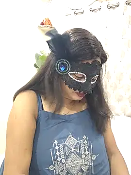 Cute-richa1 online show from April 2026 02:16:02 PM