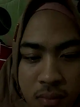 yuliabirdiantie1 online show from November 2025 10:12:02 AM