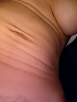 Lousii online show from March 2026 05:49:01 PM