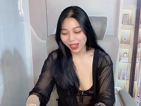 Lousii online show from April 2026 02:34:01 PM