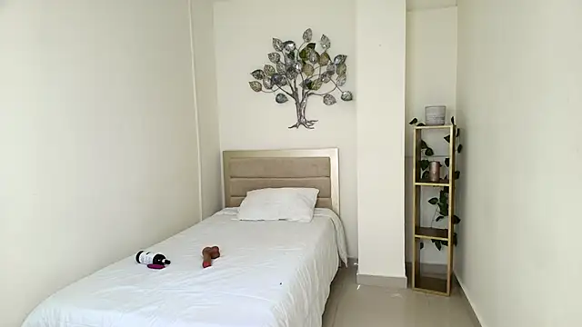 Sienna harrington online show from November 2025 08:30:02 PM