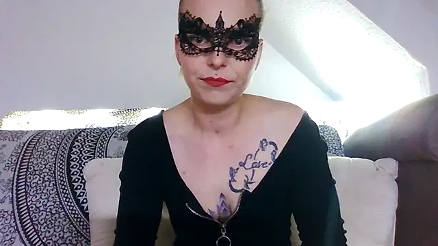 Vulva Koenigin97 online show from November 2025 08:20:01 PM