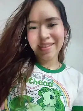 Snapshot of emy_ross_ chatting on November 2025 03:31:01 AM emy ross online show from November 2025 03:31:01 AM