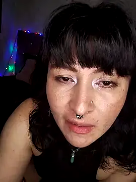 Snapshot of LILITH_LIBELULA chatting on May 2026 02:19:01 AM LILITH LIBELULA online show from May 2026 02:19:01 AM