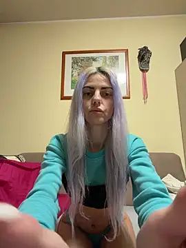 feliciafelon online show from April 2026 11:18:02 PM