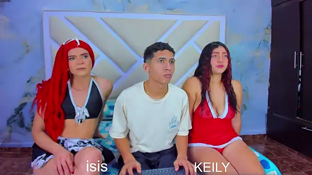 TrioPecadoVIP online show from December 2025 06:20:02 AM