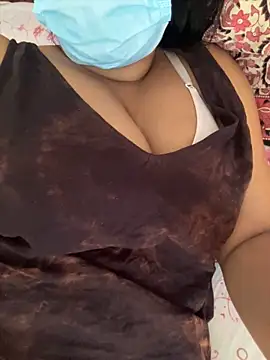 Snapshot of ErringDigs chatting on February 2026 06:41:02 AM ErringDigs online show from February 2026 06:41:02 AM