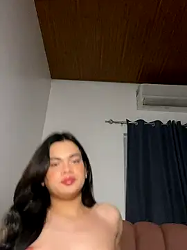 fairuu online show from November 2025 01:22:01 PM