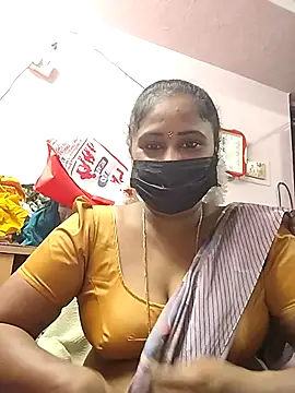 Snapshot of Tamil_devagi chatting on November 2025 04:29:02 PM Tamil devagi online show from November 2025 04:29:02 PM