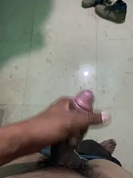 Snapshot of Fuckstar2001@xh chatting on November 2025 06:51:02 PM Fuckstar2001xh online show from November 2025 06:51:02 PM