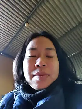 Cat-meow online show from November 2025 01:39:01 AM