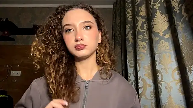 BrocadedEmulsion online show from December 2025 04:23:02 PM