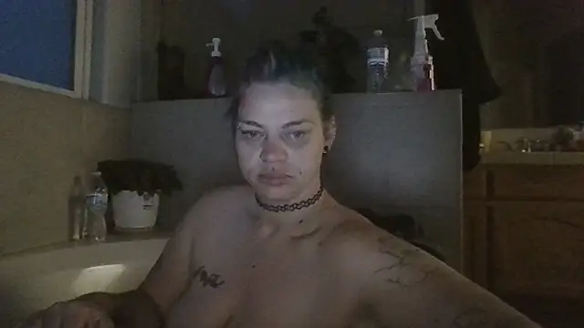 Snapshot of anitabonghit chatting on April 2026 01:04:01 PM anitabonghit online show from April 2026 01:04:01 PM