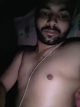 hunterr1593 online show from April 2026 07:27:02 PM