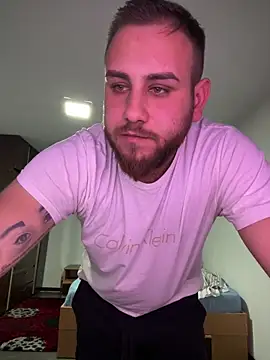 Snapshot of Andreiandu23 chatting on April 2026 05:50:01 PM Andreiandu23 online show from April 2026 05:50:01 PM