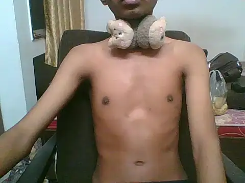 akshr1099 online show from December 2025 10:26:01 PM