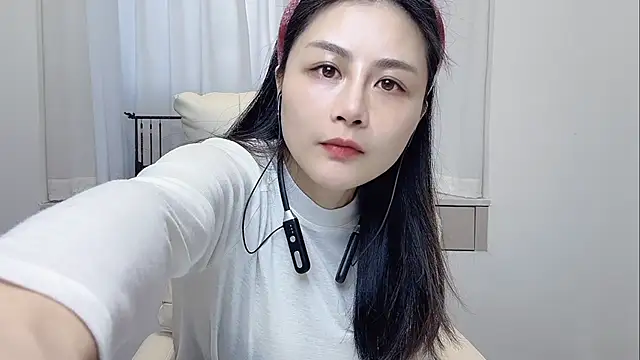 forzen-baby online show from November 2025 06:47:02 AM